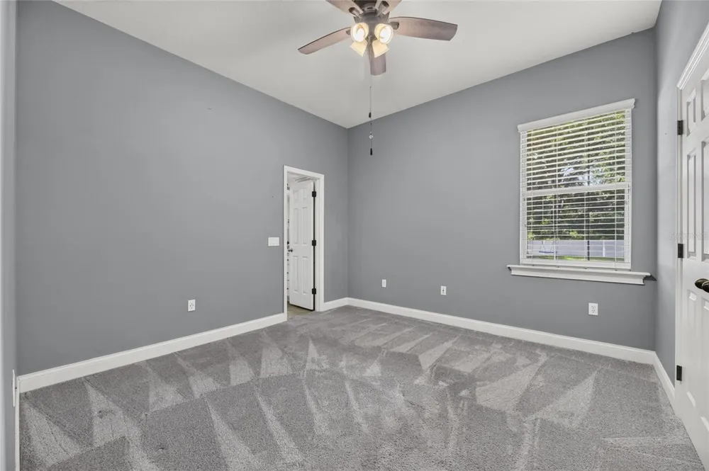 6408 WALKERS GLEN DRIVE Lakeland, FL 33813