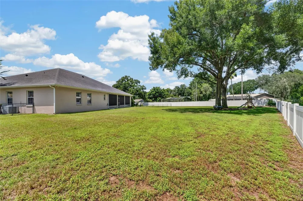 6408 WALKERS GLEN DRIVE Lakeland, FL 33813