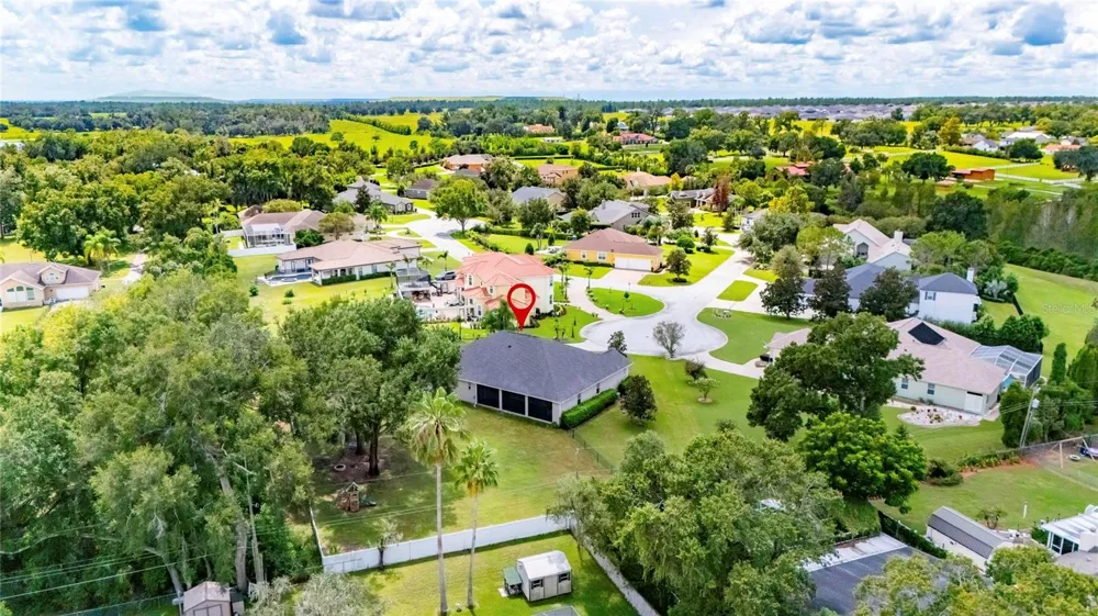 6408 WALKERS GLEN DRIVE Lakeland, FL 33813