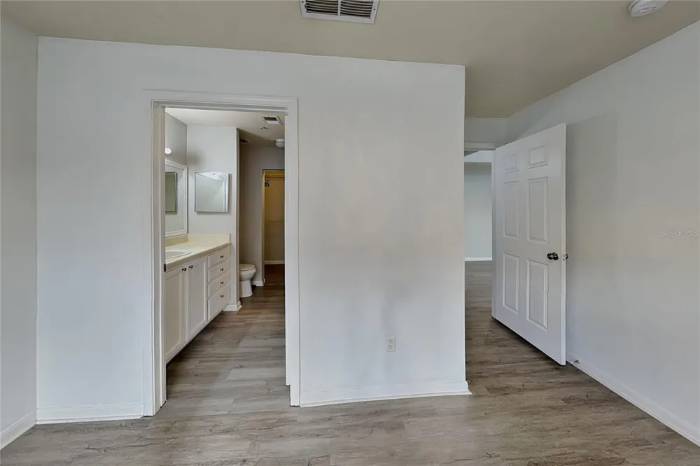 9077 LEE VISTA BOULEVARD #1104 Orlando, FL 32829