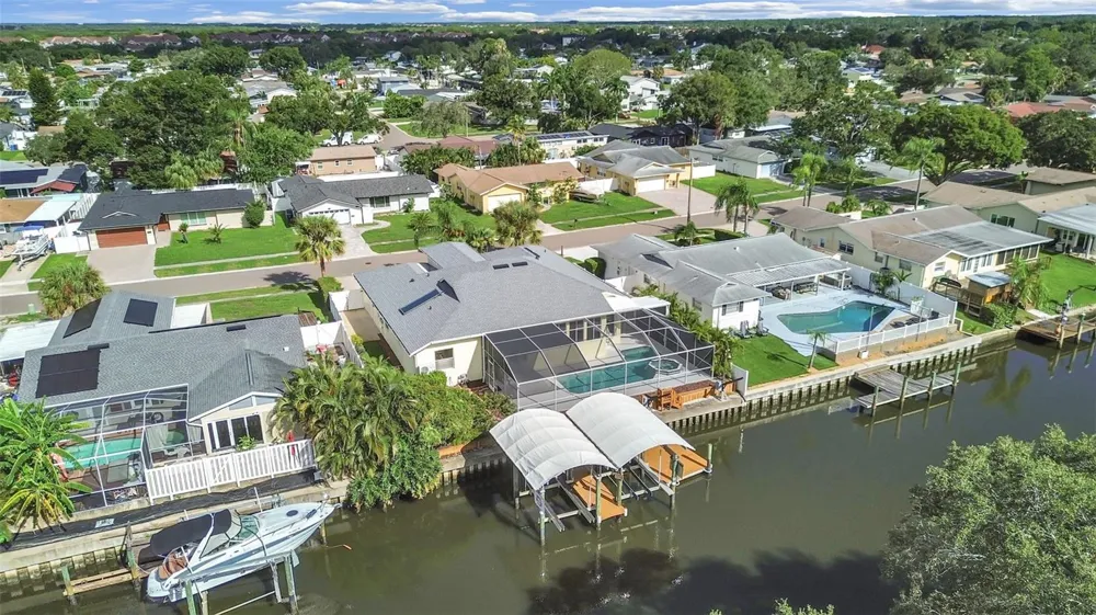 5819 IMPERIAL KEY Tampa, FL 33615