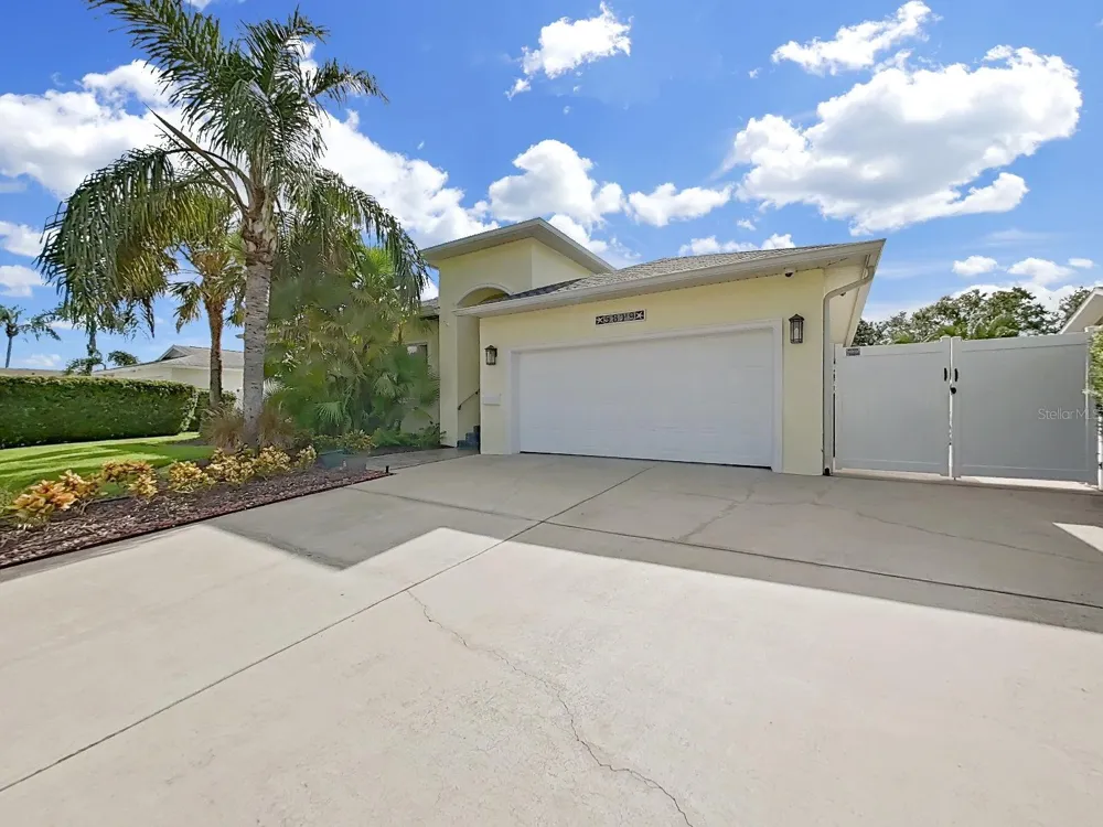 5819 IMPERIAL KEY Tampa, FL 33615