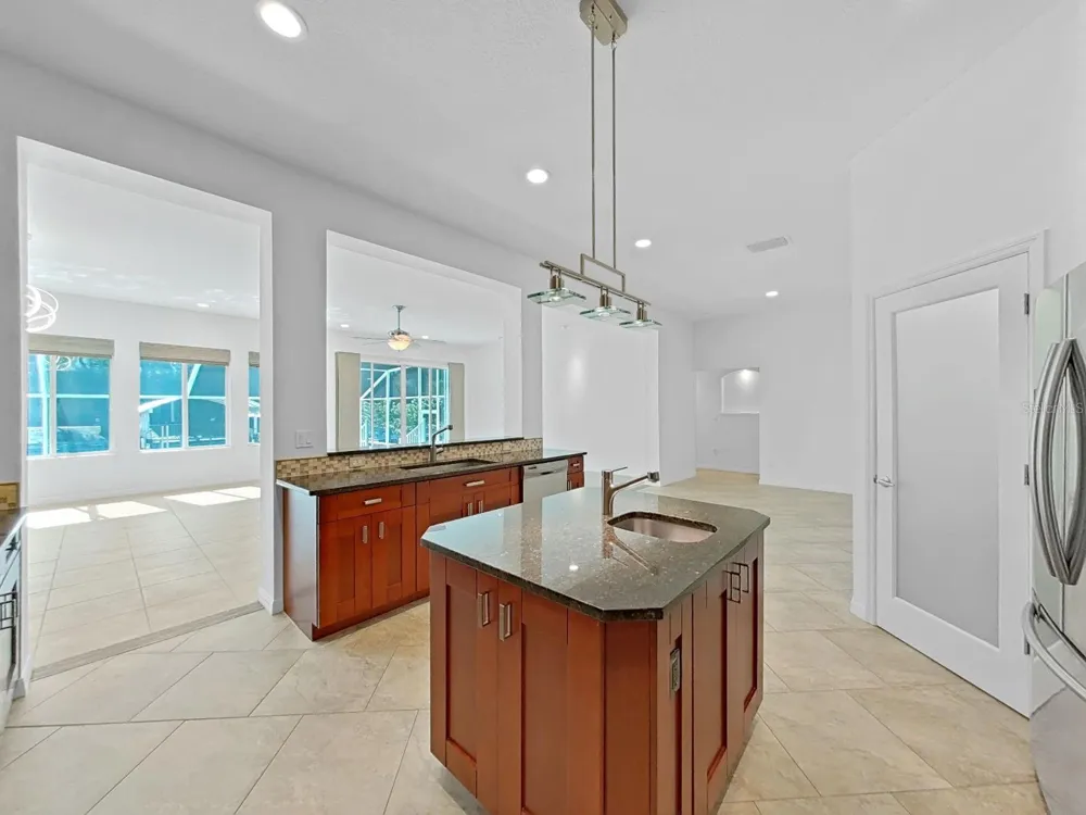 5819 IMPERIAL KEY Tampa, FL 33615
