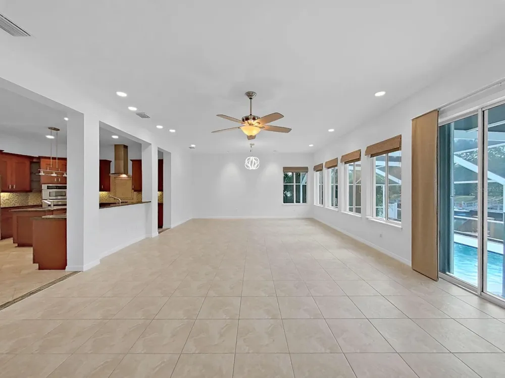 5819 IMPERIAL KEY Tampa, FL 33615