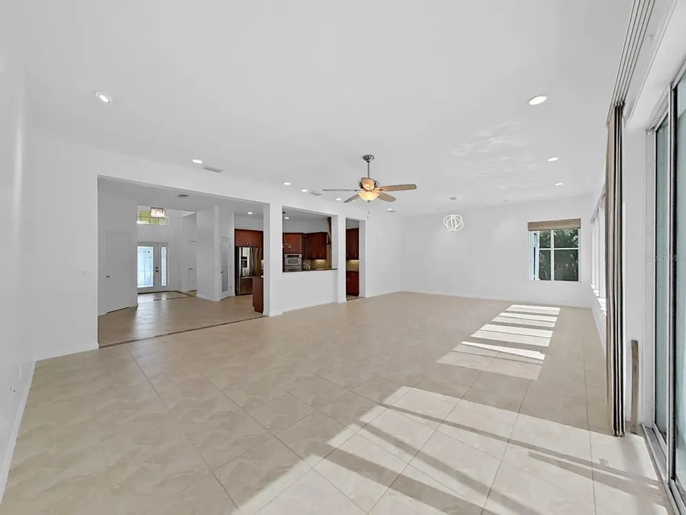 5819 IMPERIAL KEY Tampa, FL 33615
