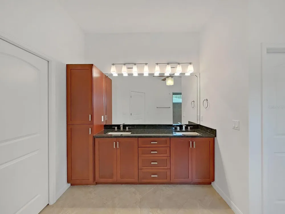 5819 IMPERIAL KEY Tampa, FL 33615