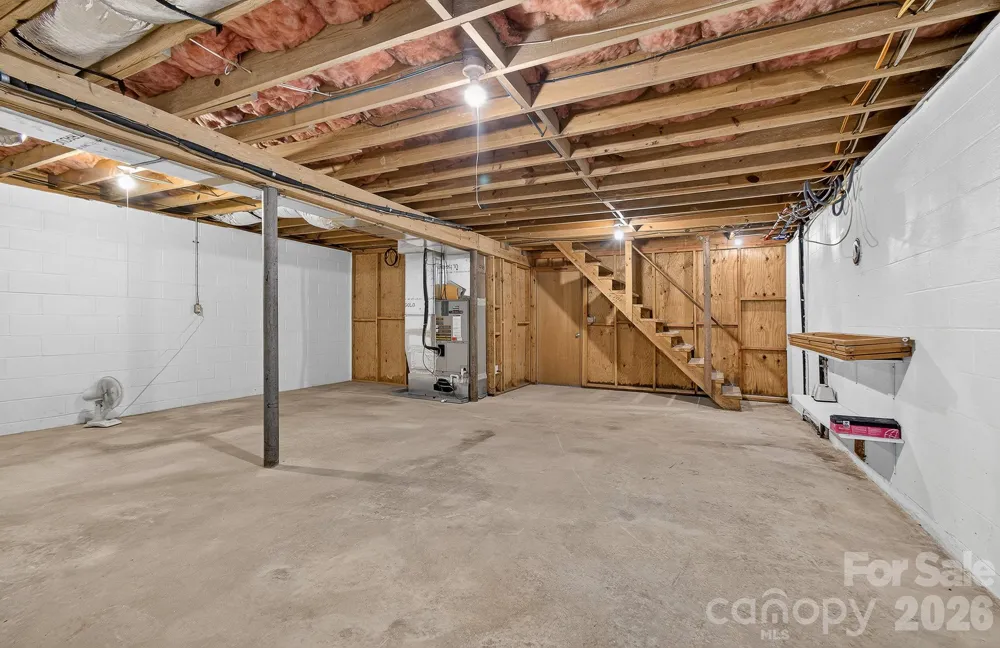 1371 Jackson Loop Road Flat Rock, NC 28731