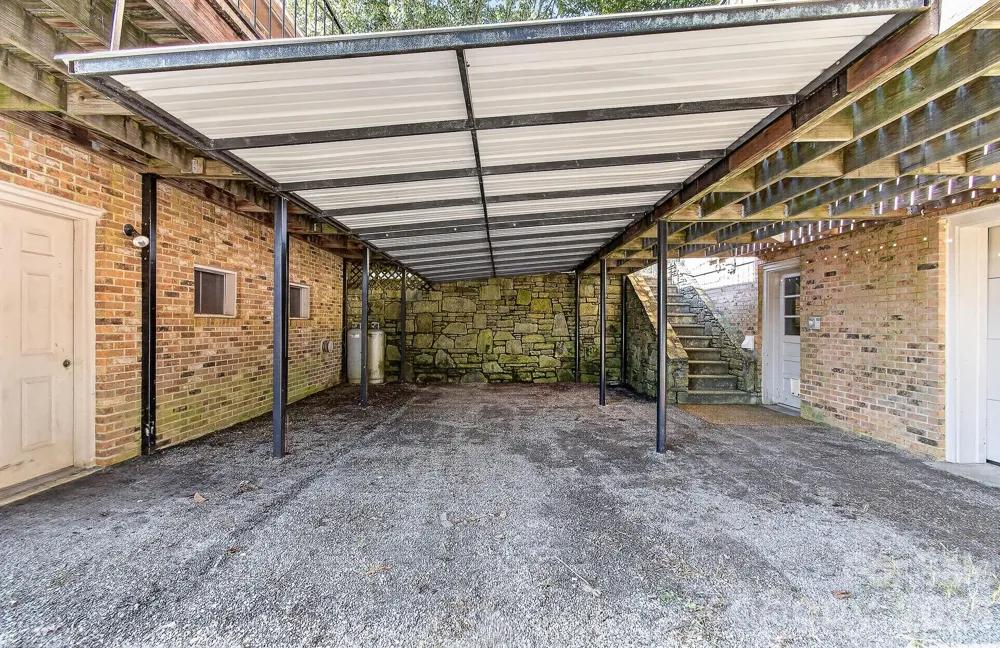 1371 Jackson Loop Road Flat Rock, NC 28731