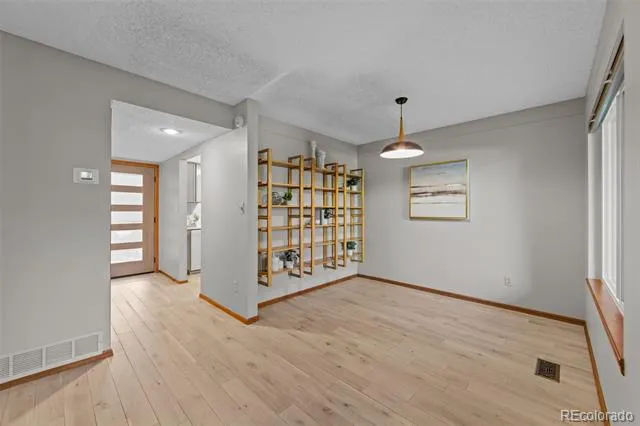 170 Creekside Lane Colorado Springs, CO 80906