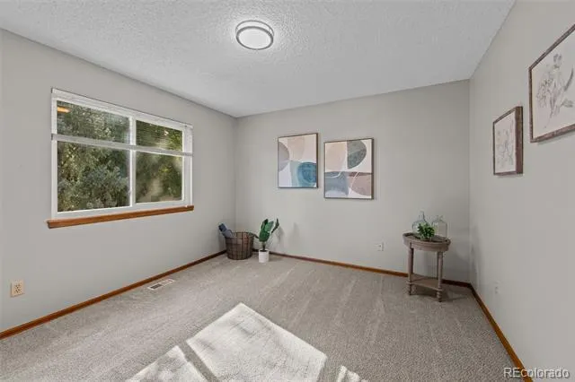 170 Creekside Lane Colorado Springs, CO 80906