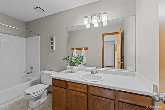 170 Creekside Lane Colorado Springs, CO 80906