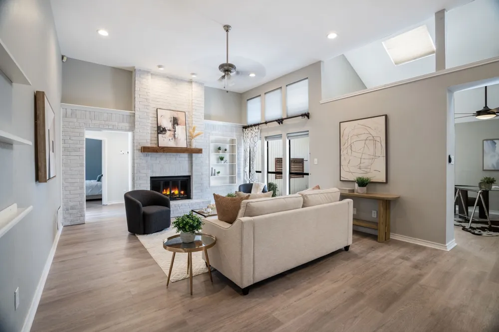 16618 Cleary Circle Dallas, TX 75248