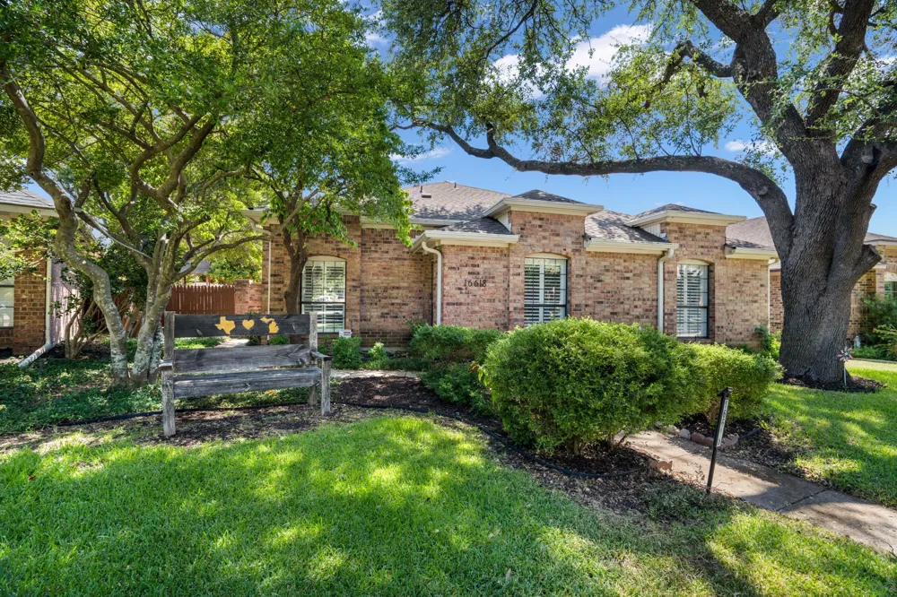 16618 Cleary Circle Dallas, TX 75248