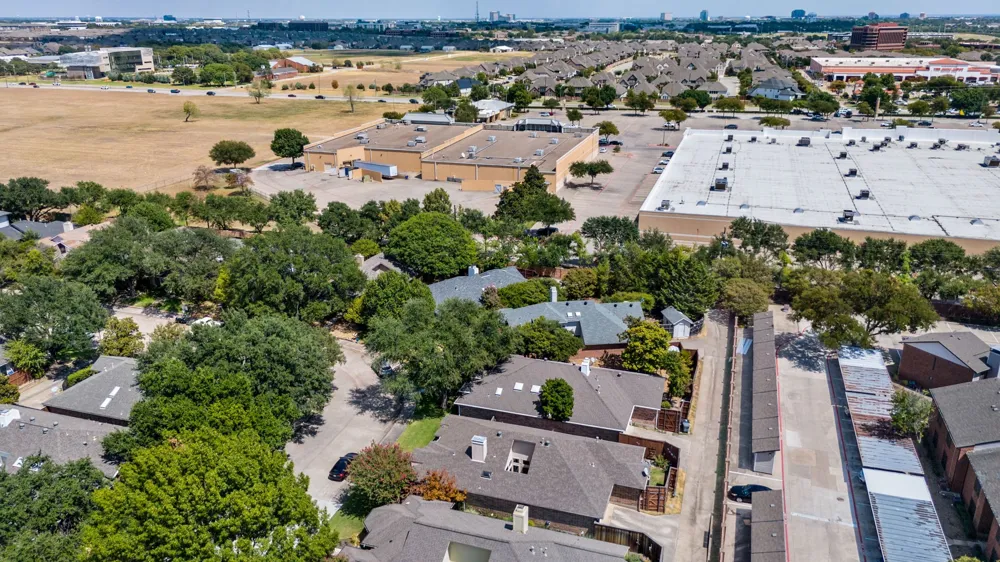 16618 Cleary Circle Dallas, TX 75248