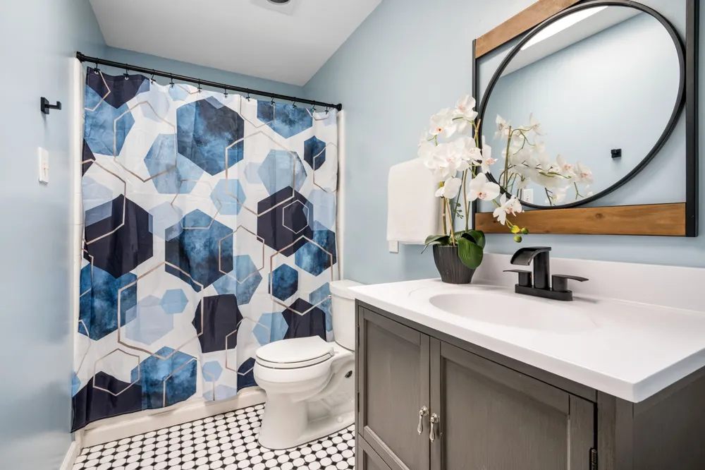 16618 Cleary Circle Dallas, TX 75248