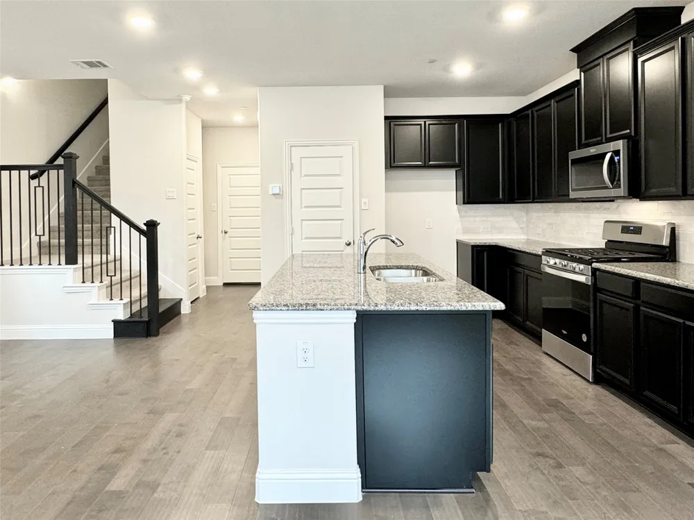 7837 Bayside Drive Rowlett, TX 75088