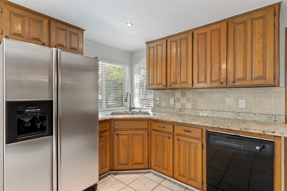 17663 Sunmeadow Drive Dallas, TX 75252