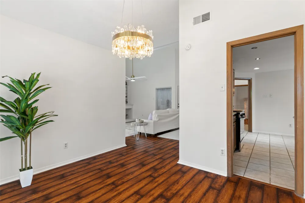 17663 Sunmeadow Drive Dallas, TX 75252