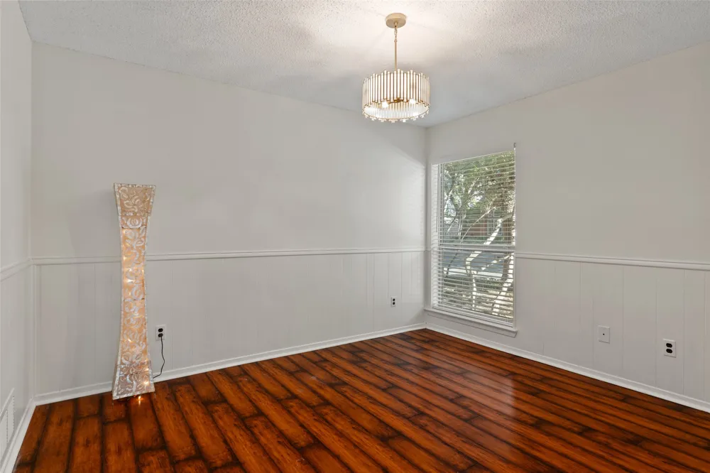 17663 Sunmeadow Drive Dallas, TX 75252