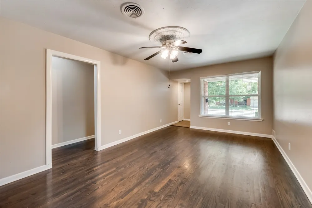 2629 San Medina Avenue Dallas, TX 75228