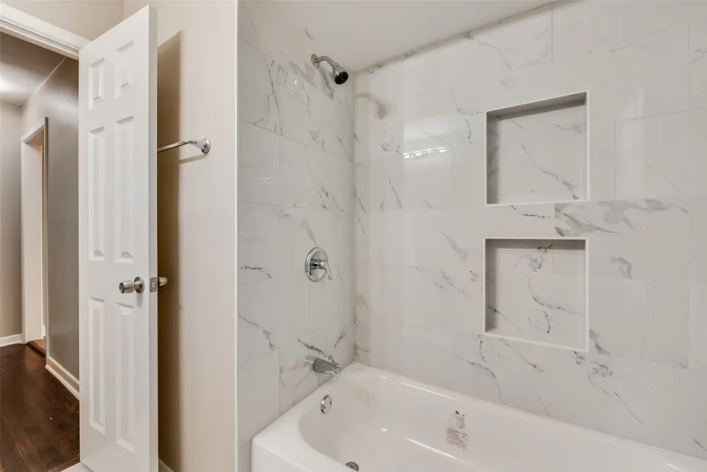 2629 San Medina Avenue Dallas, TX 75228