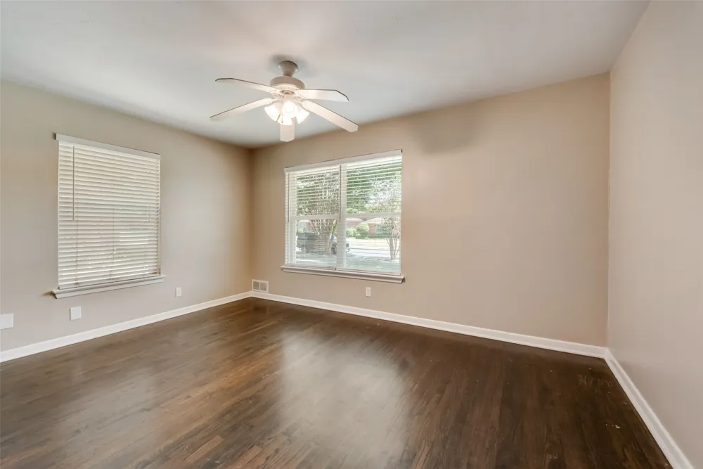 2629 San Medina Avenue Dallas, TX 75228