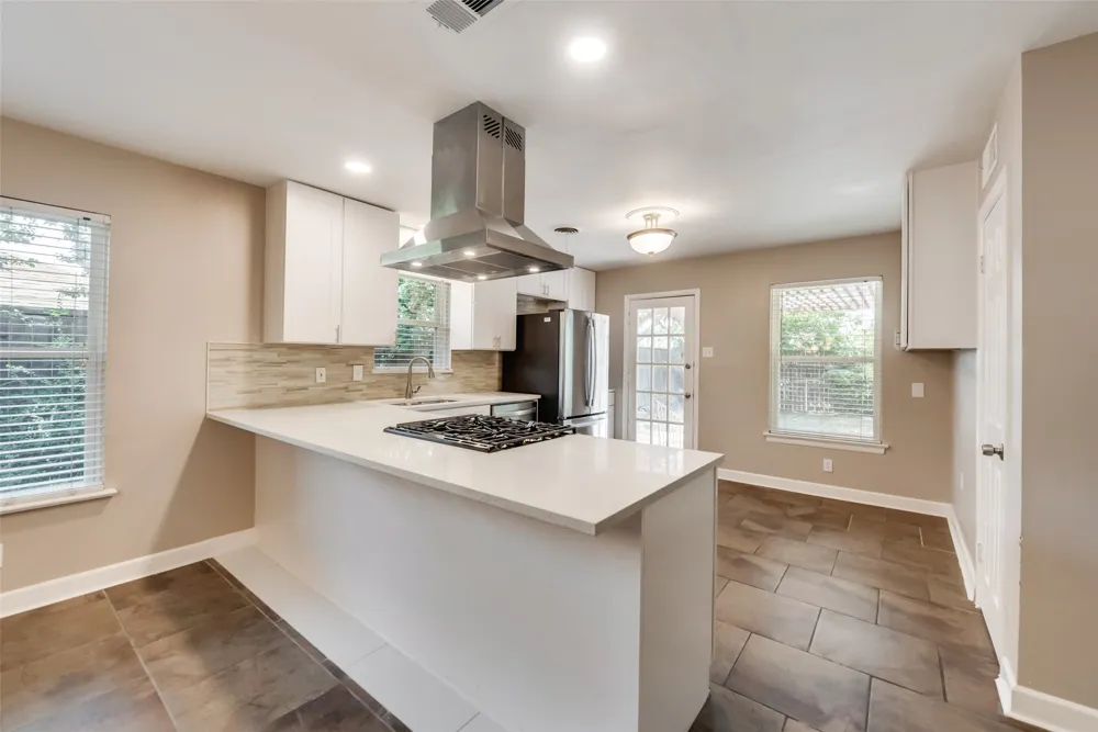 2629 San Medina Avenue Dallas, TX 75228