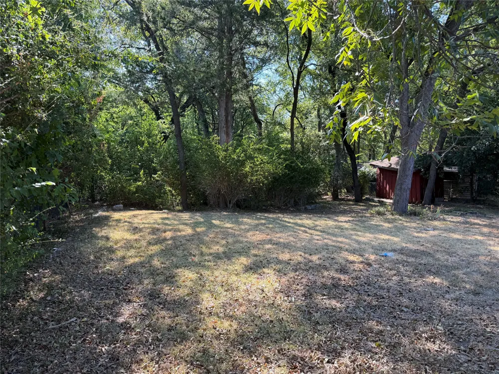 9820 Ash Creek Drive Dallas, TX 75228