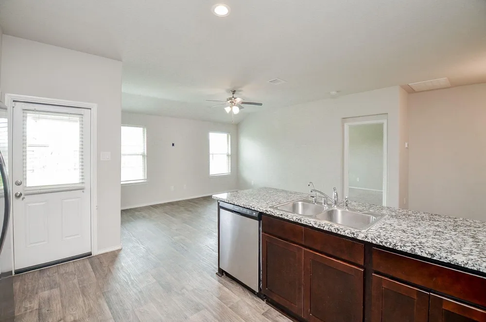 1811 Brady Shores Drive Rosenberg, TX 77469