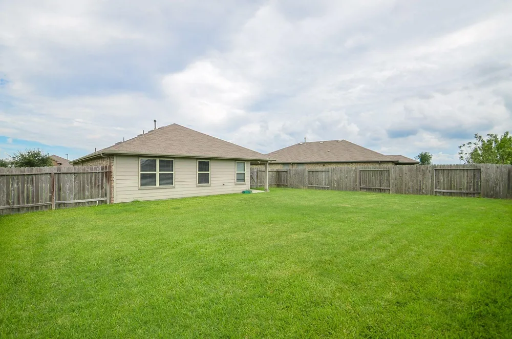 1811 Brady Shores Drive Rosenberg, TX 77469