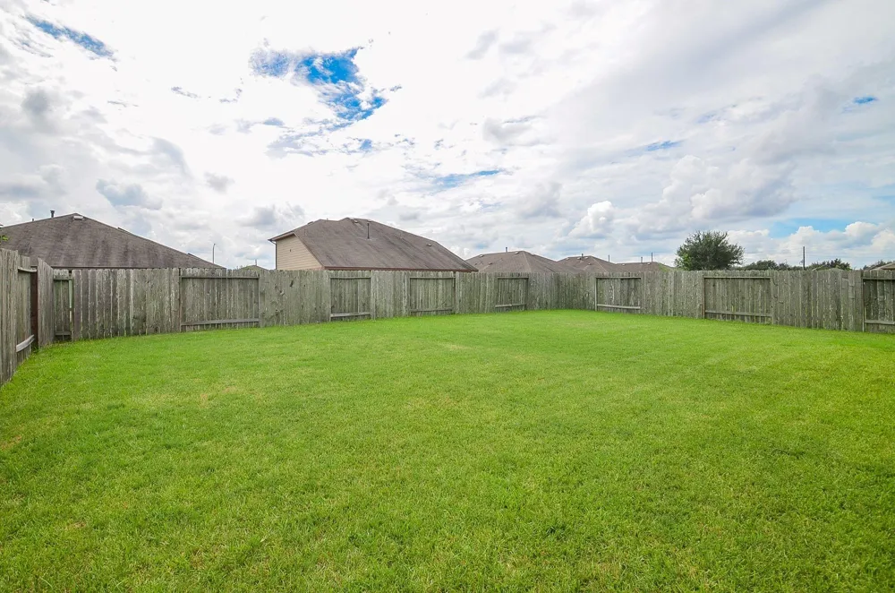 1811 Brady Shores Drive Rosenberg, TX 77469