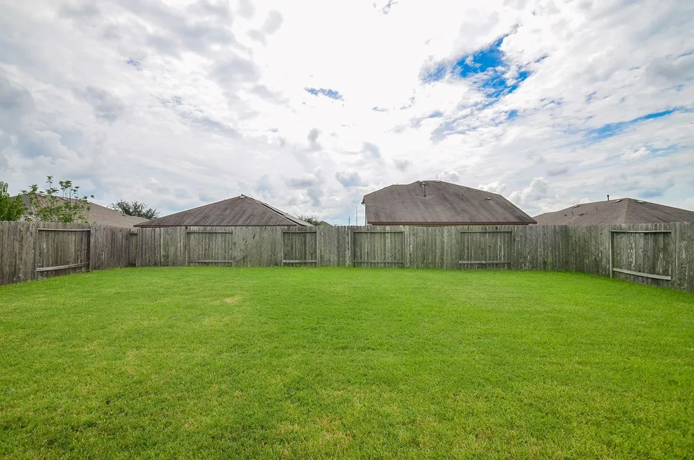 1811 Brady Shores Drive Rosenberg, TX 77469