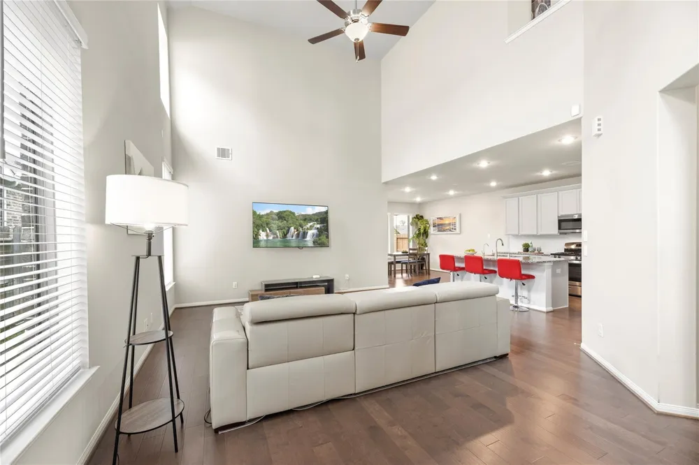 1930 Misty Field Drive Missouri City, TX 77459
