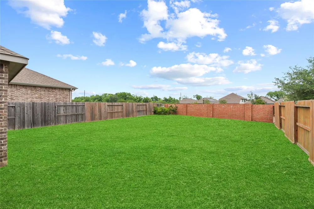 1930 Misty Field Drive Missouri City, TX 77459
