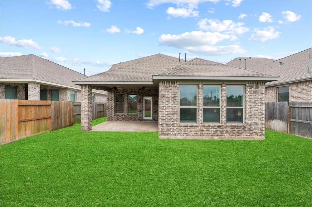 1930 Misty Field Drive Missouri City, TX 77459