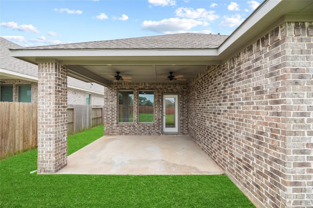 1930 Misty Field Drive Missouri City, TX 77459