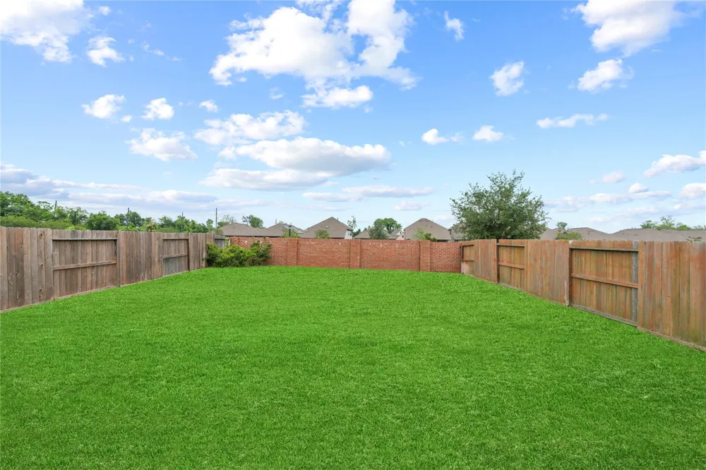 1930 Misty Field Drive Missouri City, TX 77459