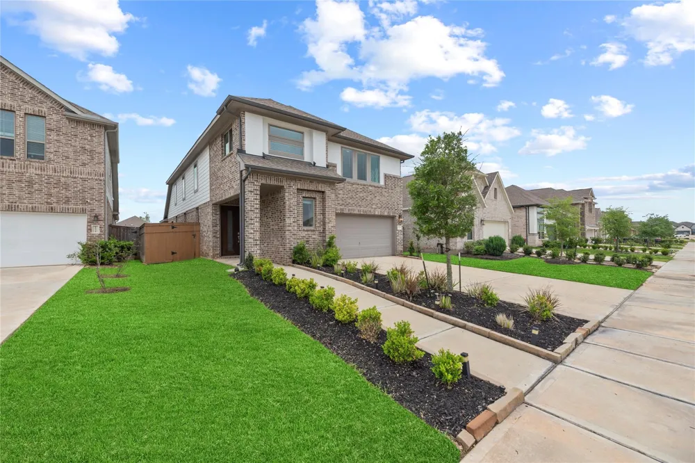 1930 Misty Field Drive Missouri City, TX 77459