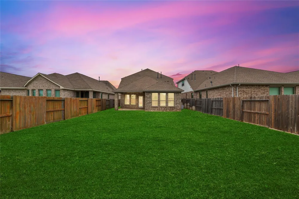 1930 Misty Field Drive Missouri City, TX 77459
