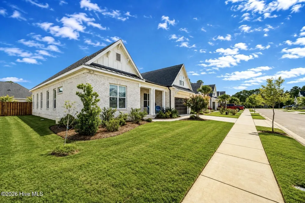 6240 Mirage Way Wilmington, NC 28409