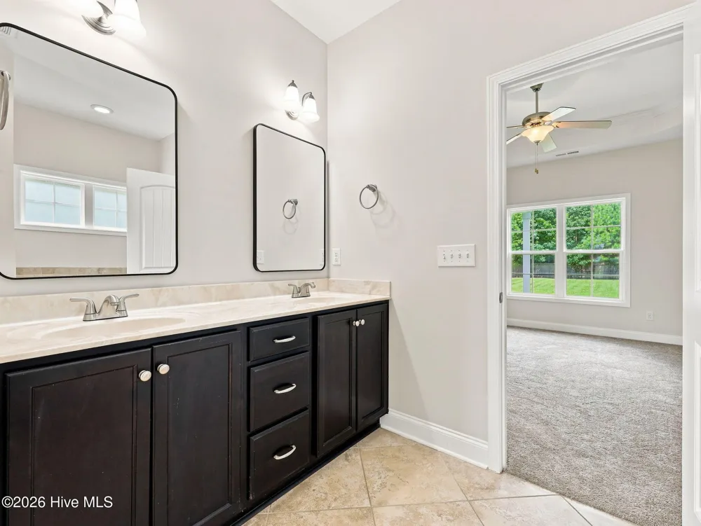 108 Bellchase Drive Jacksonville, NC 28540