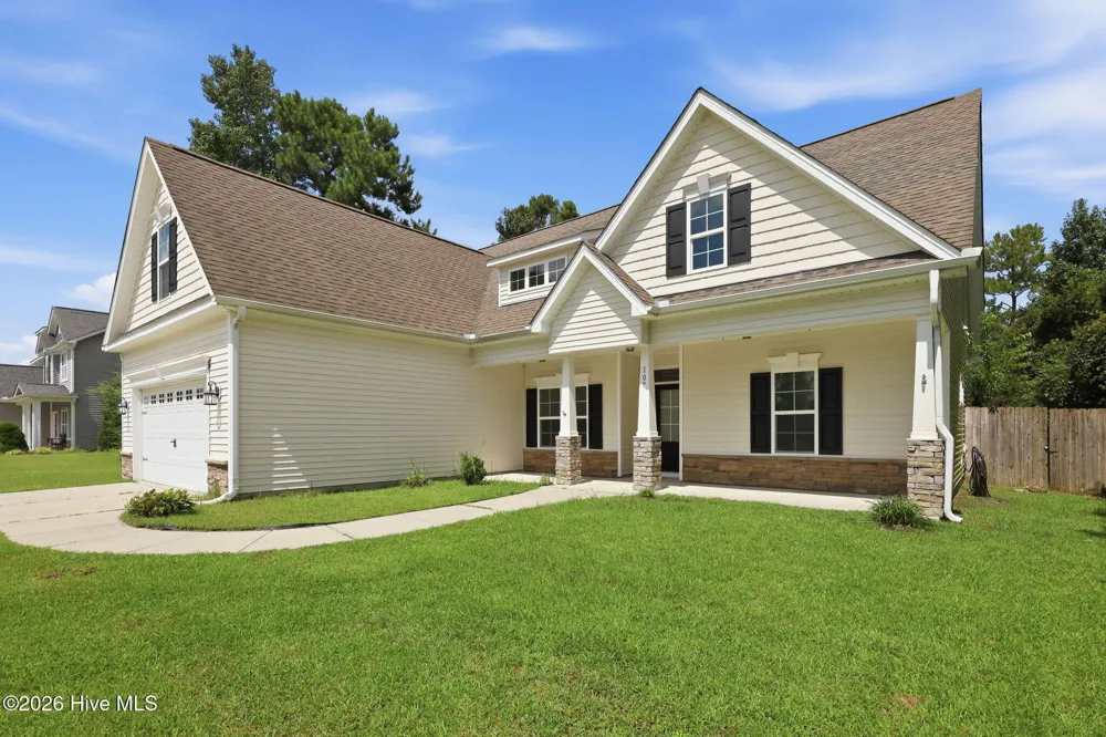 108 Bellchase Drive Jacksonville, NC 28540