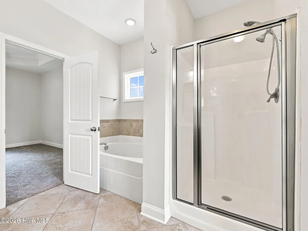 108 Bellchase Drive Jacksonville, NC 28540