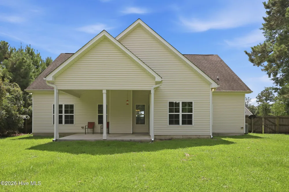 108 Bellchase Drive Jacksonville, NC 28540