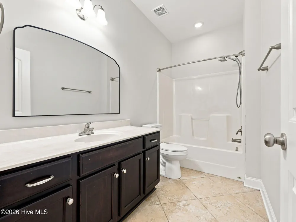 108 Bellchase Drive Jacksonville, NC 28540
