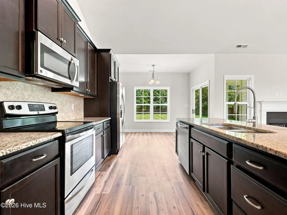 108 Bellchase Drive Jacksonville, NC 28540