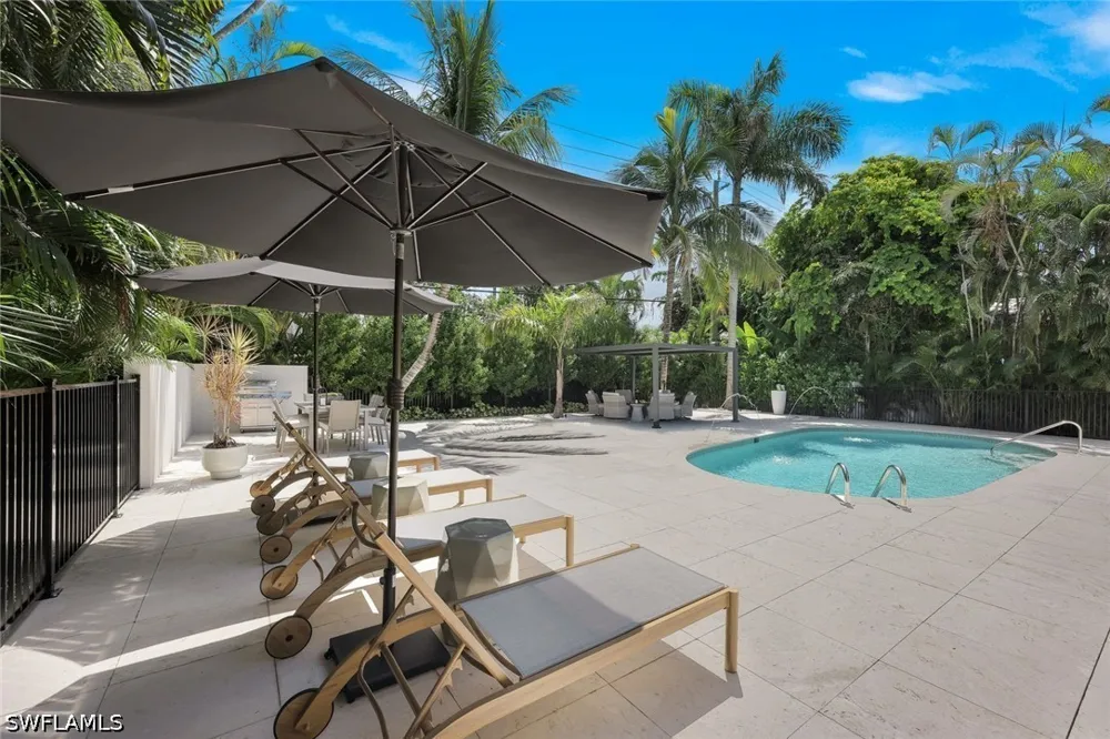 Sandpiper Street Naples, FL 34102