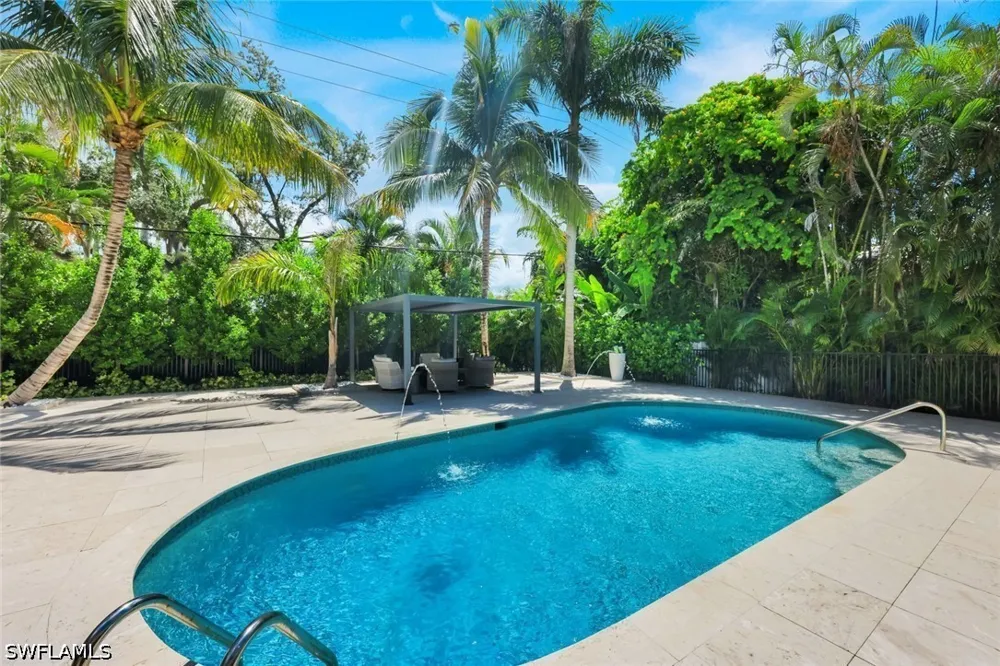 Sandpiper Street Naples, FL 34102