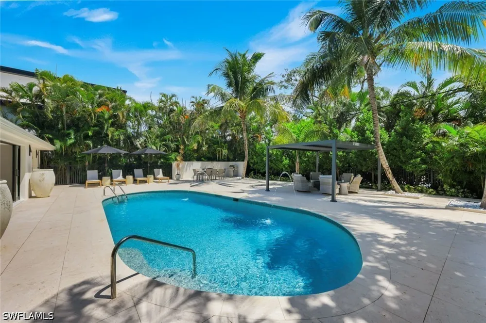 Sandpiper Street Naples, FL 34102