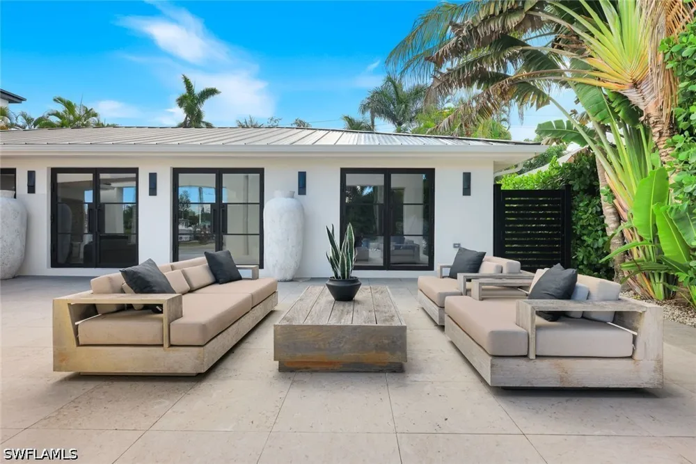 Sandpiper Street Naples, FL 34102